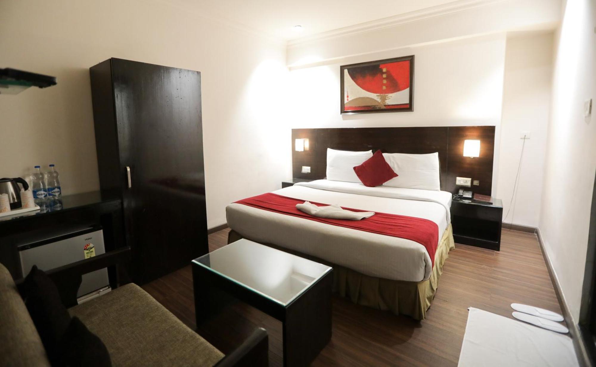 Anr Hotels Lucknow Extérieur photo