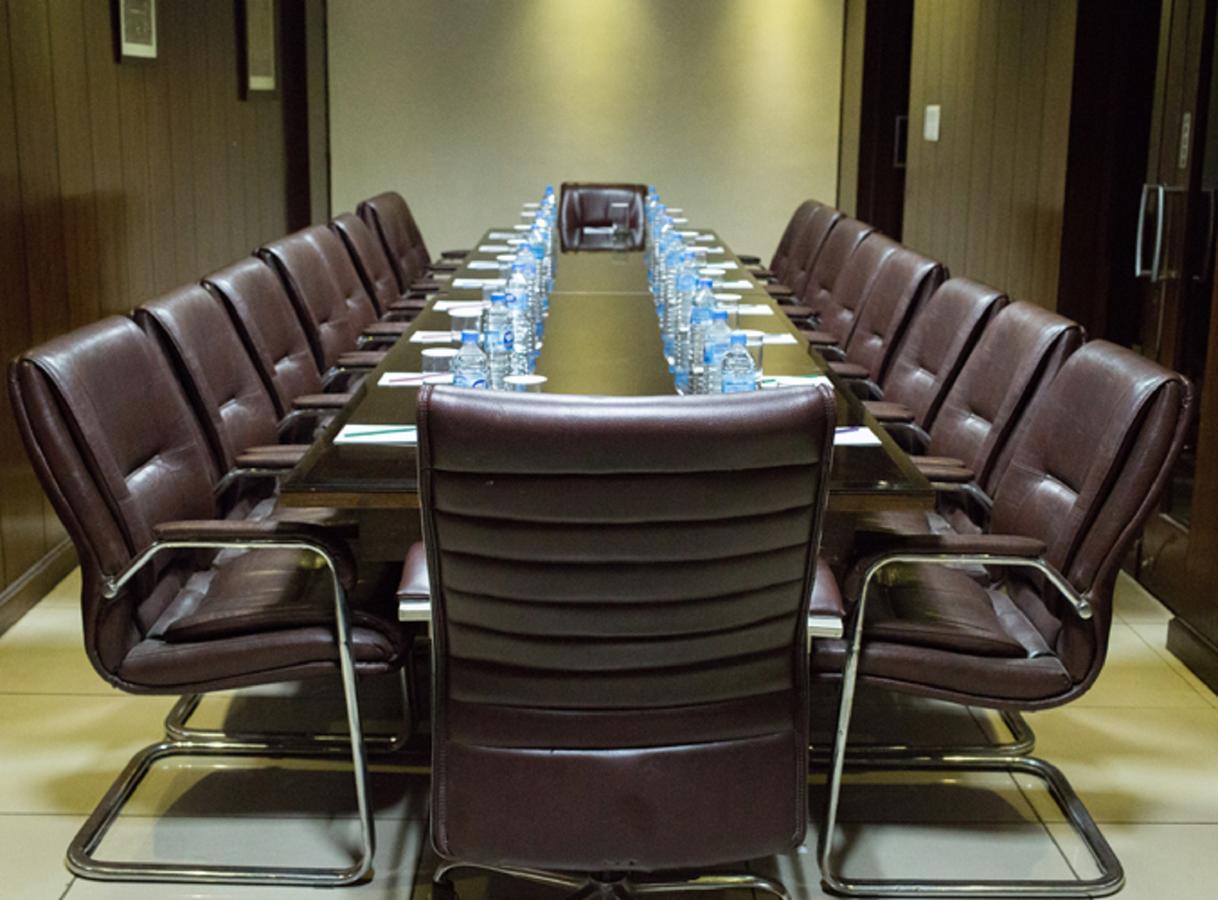 Anr Hotels Lucknow Extérieur photo