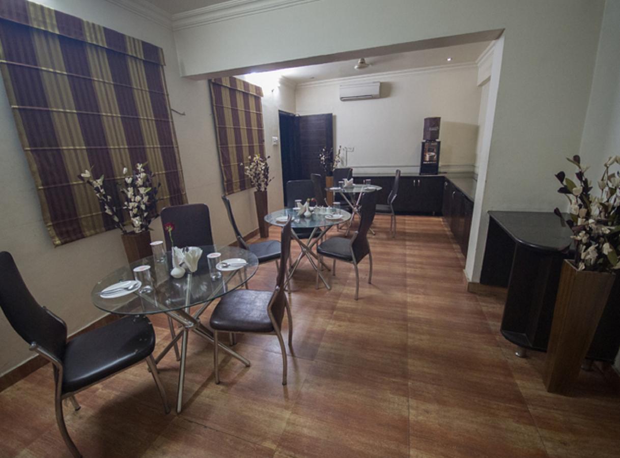 Anr Hotels Lucknow Extérieur photo