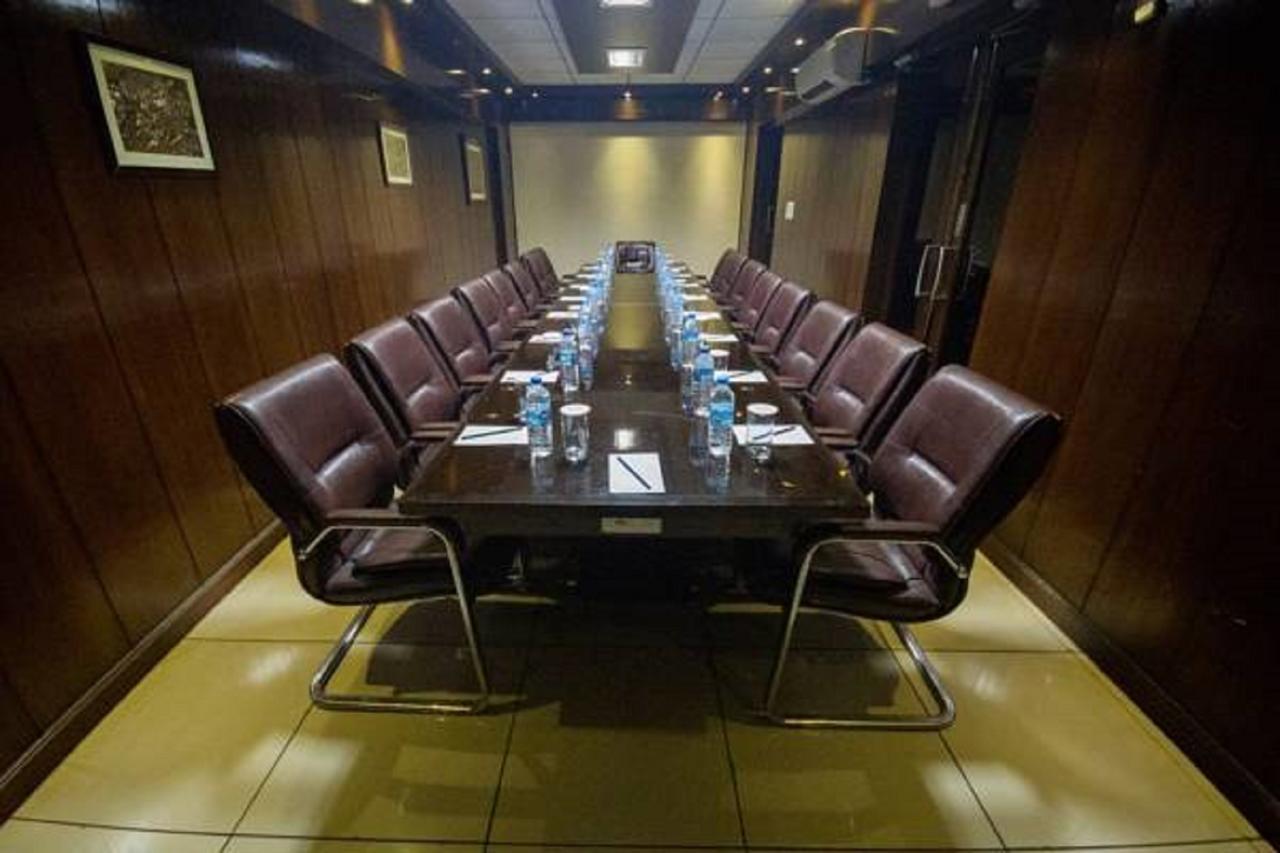 Anr Hotels Lucknow Extérieur photo